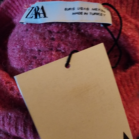 NWT Zara Open Back Pink Sweater Size Small - Picture 3 of 3
